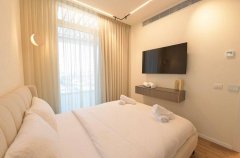 פנטהאוז AH 42 24