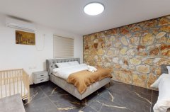 אחוזת האלונים 28