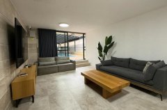 אחוזת ניל 17