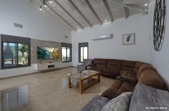 אחוזת שושנים בוטיק 21